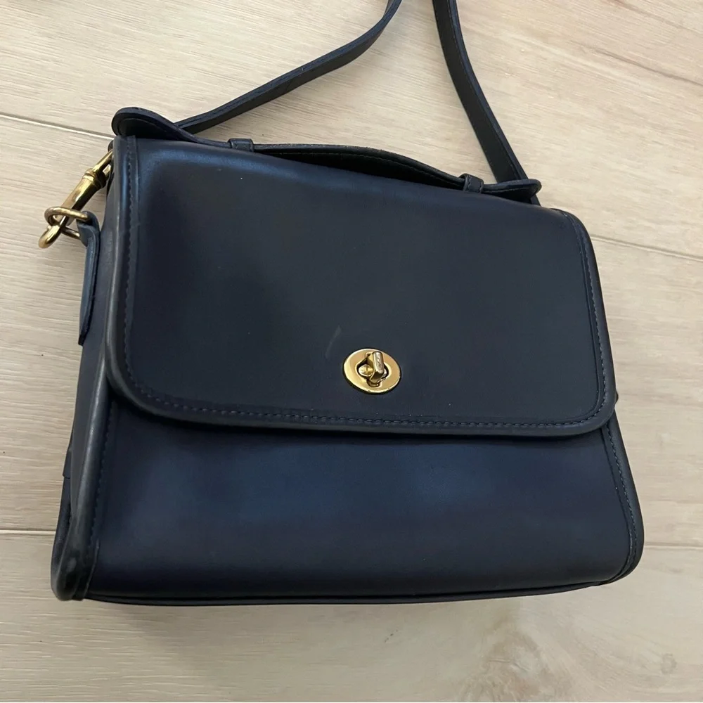 Vintage Navy Blue Coach Court Bag | Style 9870 - Picture 3 of 5